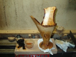 vase is separated from the base