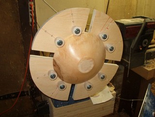 bowl mounted for turning the bottom 
