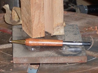 close up of pen blank, jig and mechanism