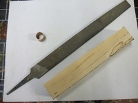 woodworking lathe project: mounting the work